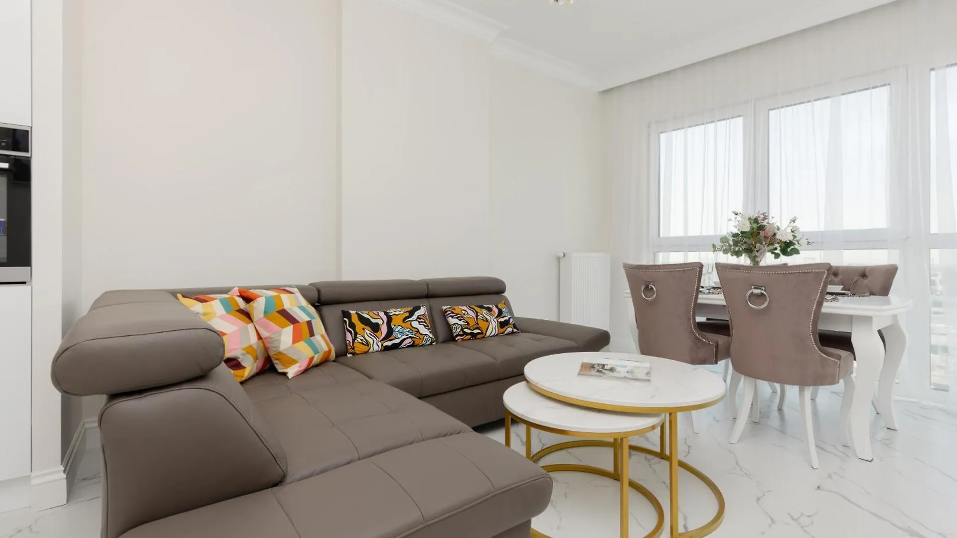 Business Apartments Kasprzaka With Parking By Noclegi Renters Warszawa 0*,  Polska