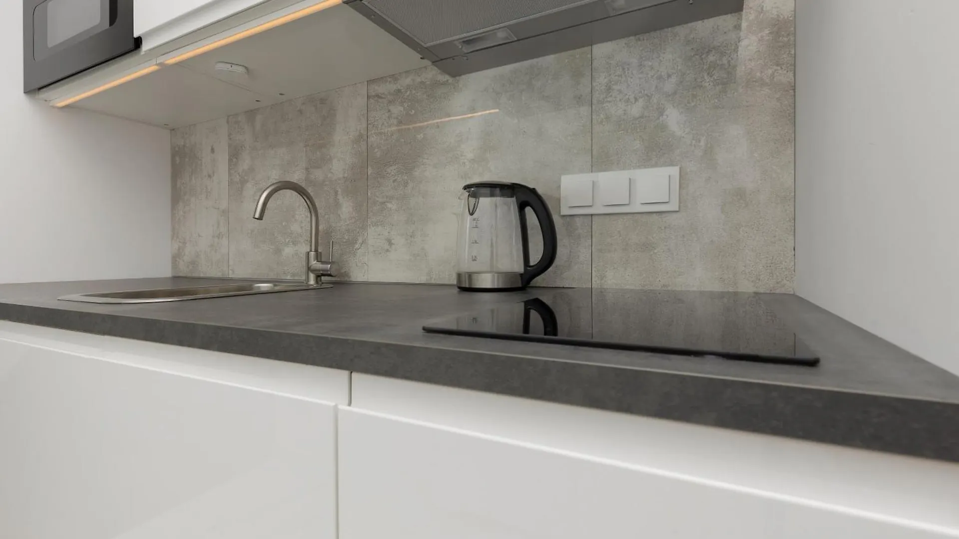 Hotel apartamentowy Business Apartments Kasprzaka With Parking By Noclegi Renters Warszawa Polska