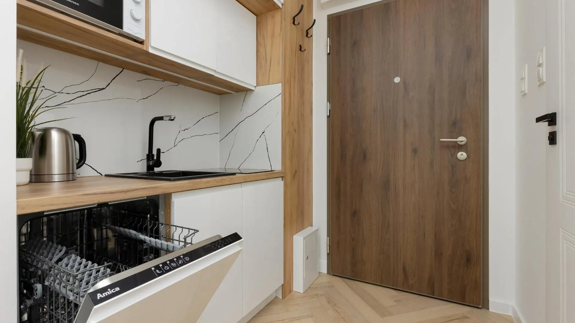 Hotel apartamentowy Business Apartments Kasprzaka With Parking By Noclegi Renters Warszawa
